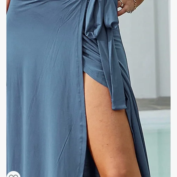 Long, high waisted blue skirt - Picture 4 of 4